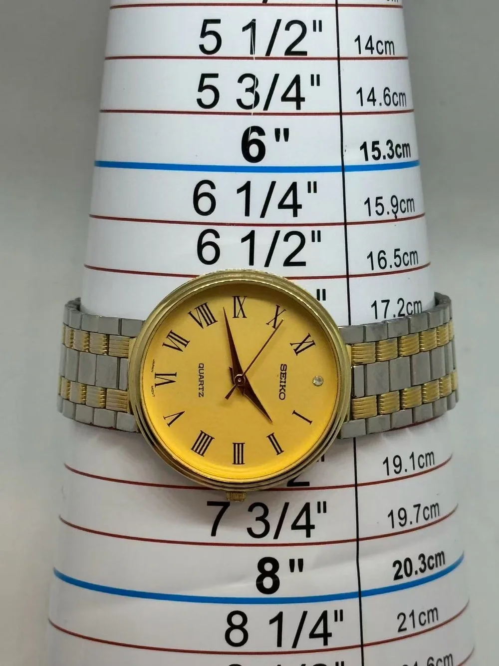 Vintage Seiko Quartz Men’s Watch Gold Tone Roman Numeral 31mm New Battery Runs